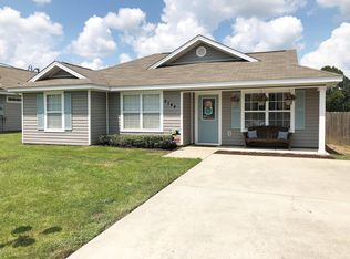 2744 Calla Ln, Cottondale, FL 32431