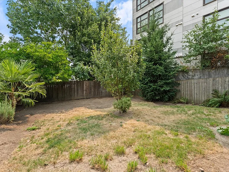 4768 SE Milwaukie Ave — Photo 33