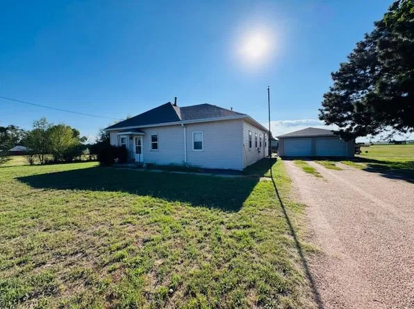 1223 4th St, Arapahoe, NE 68922