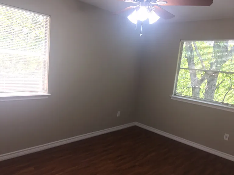 11806 Cedar Valley Cv #B — Photo 5