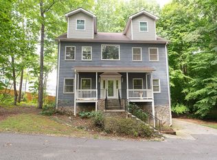 4916 Gold Crest Dr, Oak Ridge, NC 27310