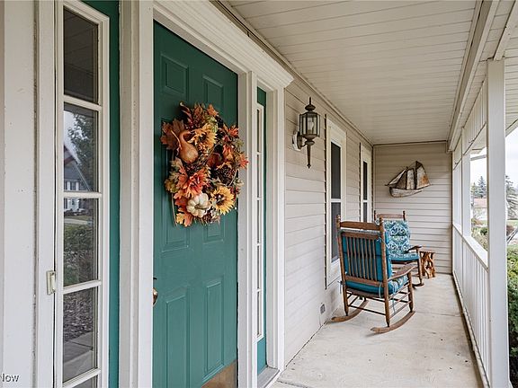 4th image of 10358 Hanford Ln