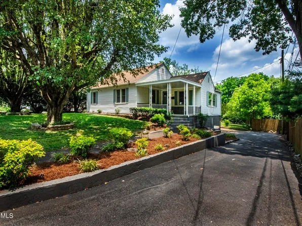 2712 Oswald St, Knoxville, TN 37917