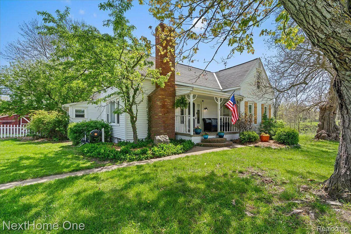3440 Crandall Rd photo 1