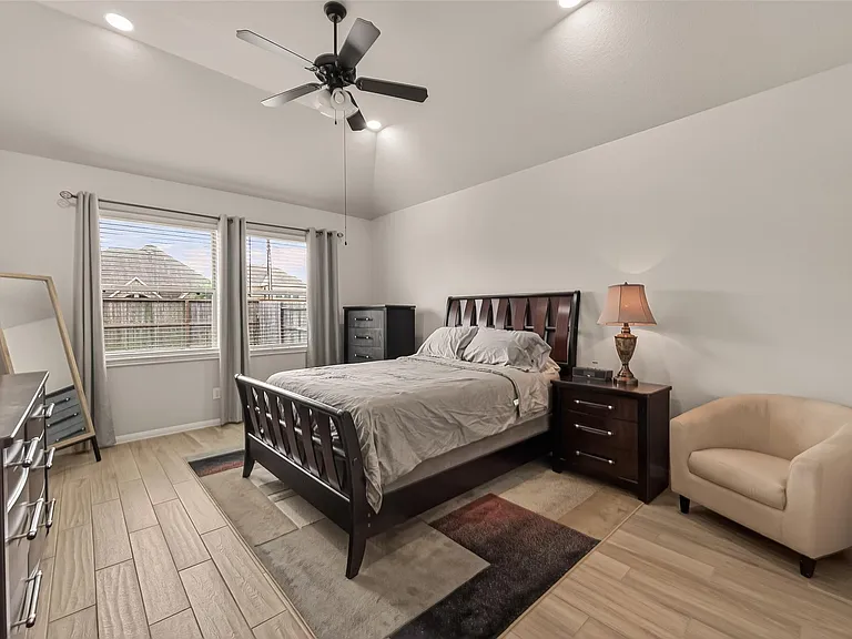 24015 Purple Clover Ln — Photo 21