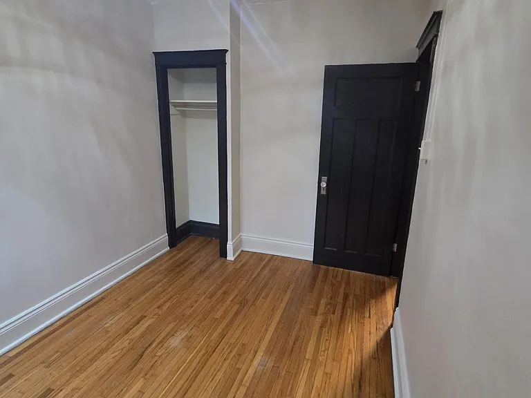 4 Hyde Park Ave #10 — Photo 2