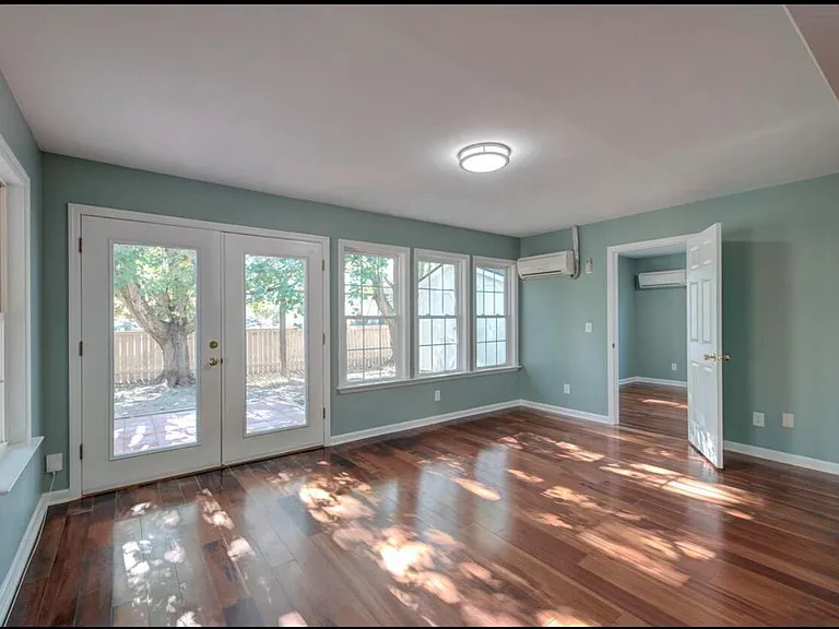 7186 Windmill Creek Rd — Photo 25