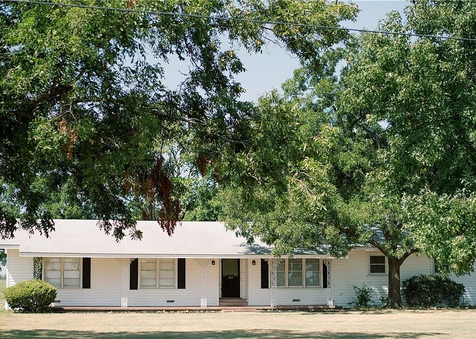 1st image of 337 Brookshire St