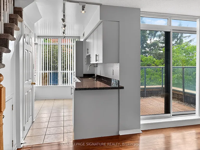 233 Beecroft Rd #506 — Photo 3