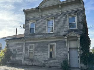 29 N 3rd St, Hudson, NY 12534