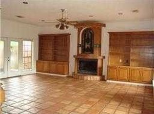 2919 Spirit Of 76 Dr, Dickinson, TX 77539