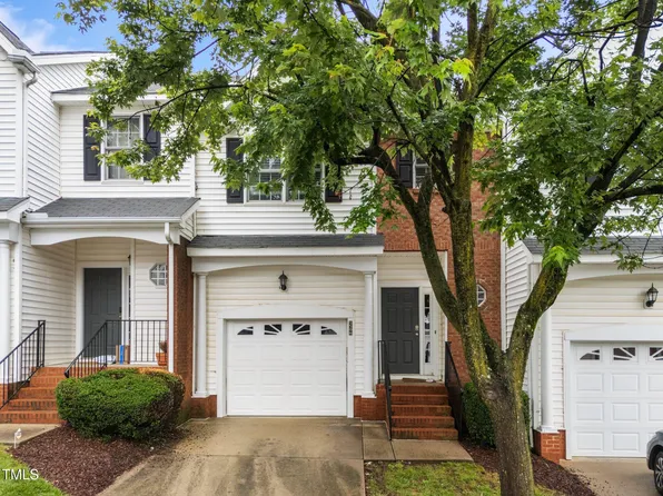 5506 Cottonrose Ln, Raleigh, NC 27606