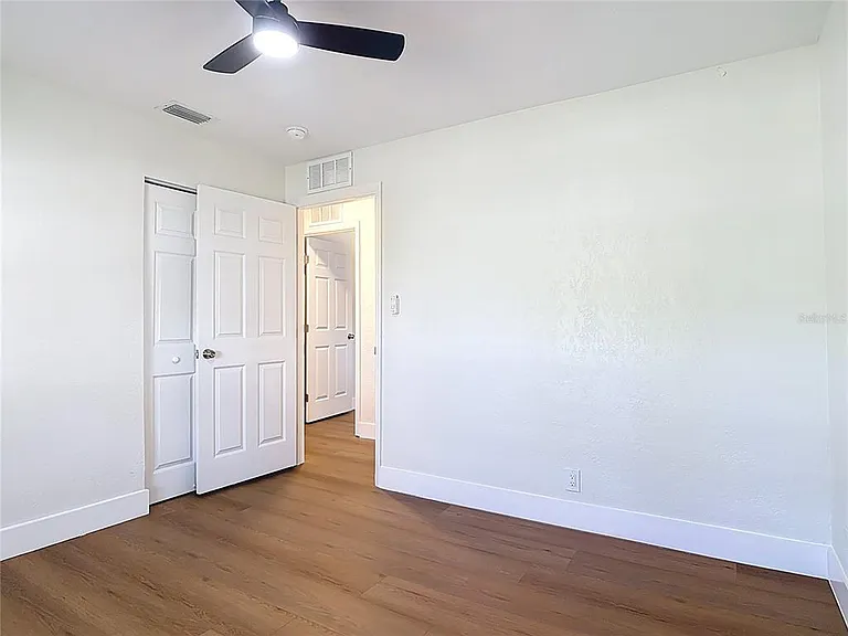 1415 Frances Dr — Photo 18