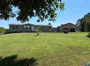 44083 283rd St, Freeman, SD 57029