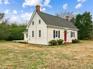 10370 Maryus Rd, Hayes, VA 23072