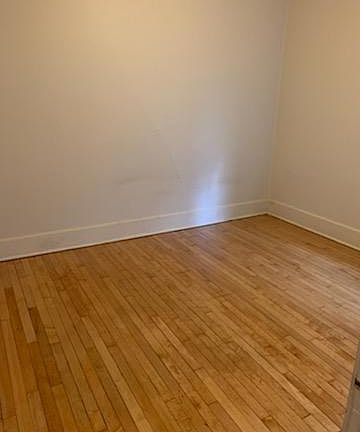 5th image of 2918 N Frederick Ave