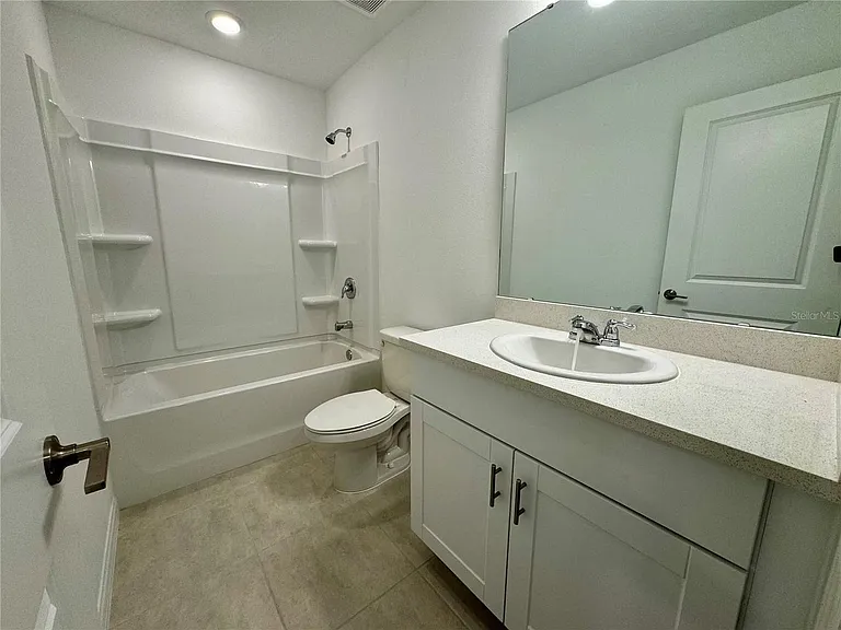3037 Canary Ave — Photo 10
