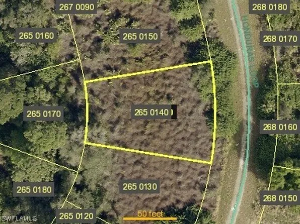 1833 Honduras Loop, Lehigh Acres, FL 33972