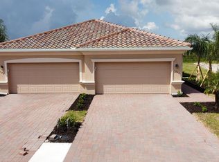 1738 Alameda Dr, Naples, FL 34120