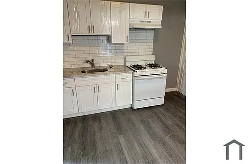 5142 Kershaw St #5142 Photo 1
