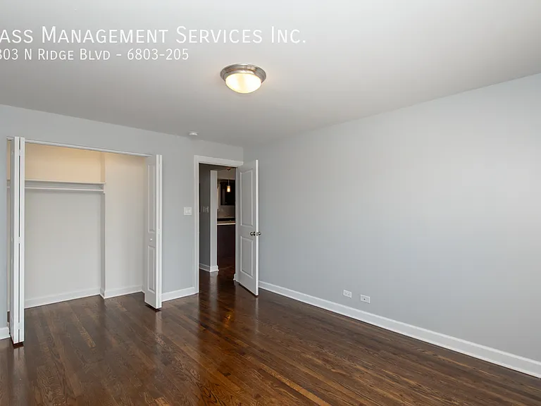 6801-09 N Ridge Blvd — Photo 11