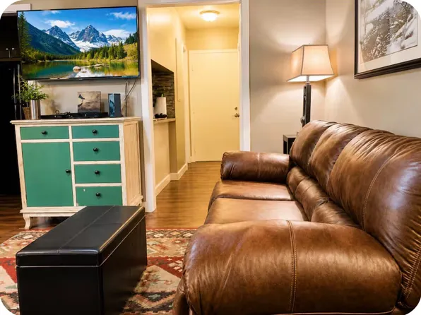 301 Pinnacle Inn Rd, Beech Mountain, NC