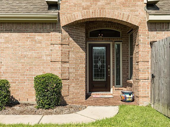 4th image of 2423 Ameno Dr