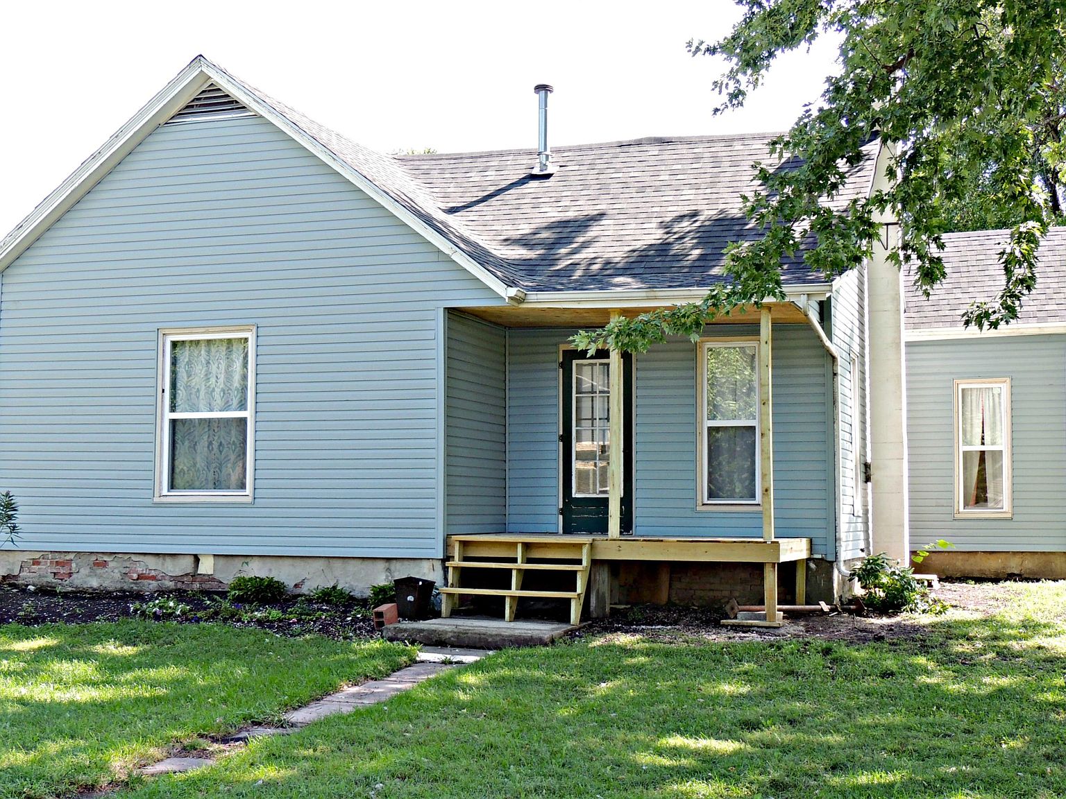 223 N East Ave, Ravenwood, MO 64479 Zillow