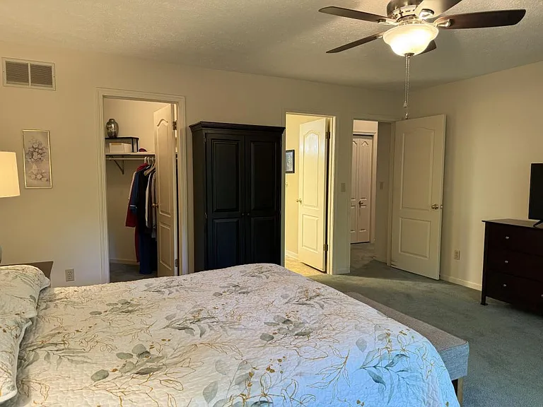 596 Forest Creek Dr — Photo 15