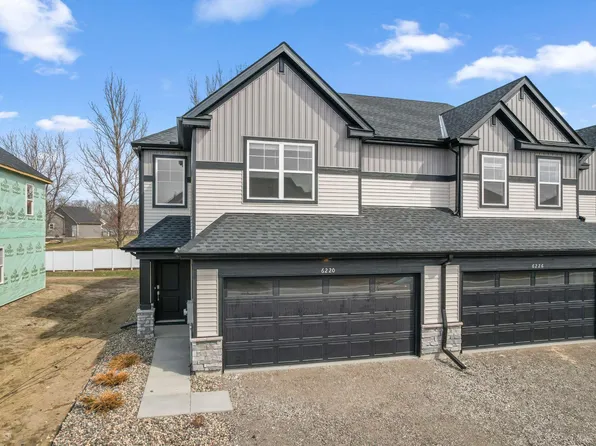 6220 205th St N, Forest Lake, MN 55025