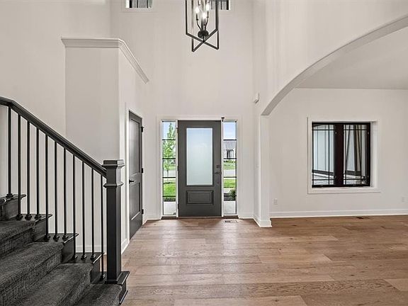 4th image of 4709 NE Freehold Dr