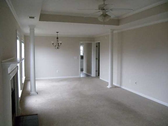 5th image of 1545 Hallwood Ln