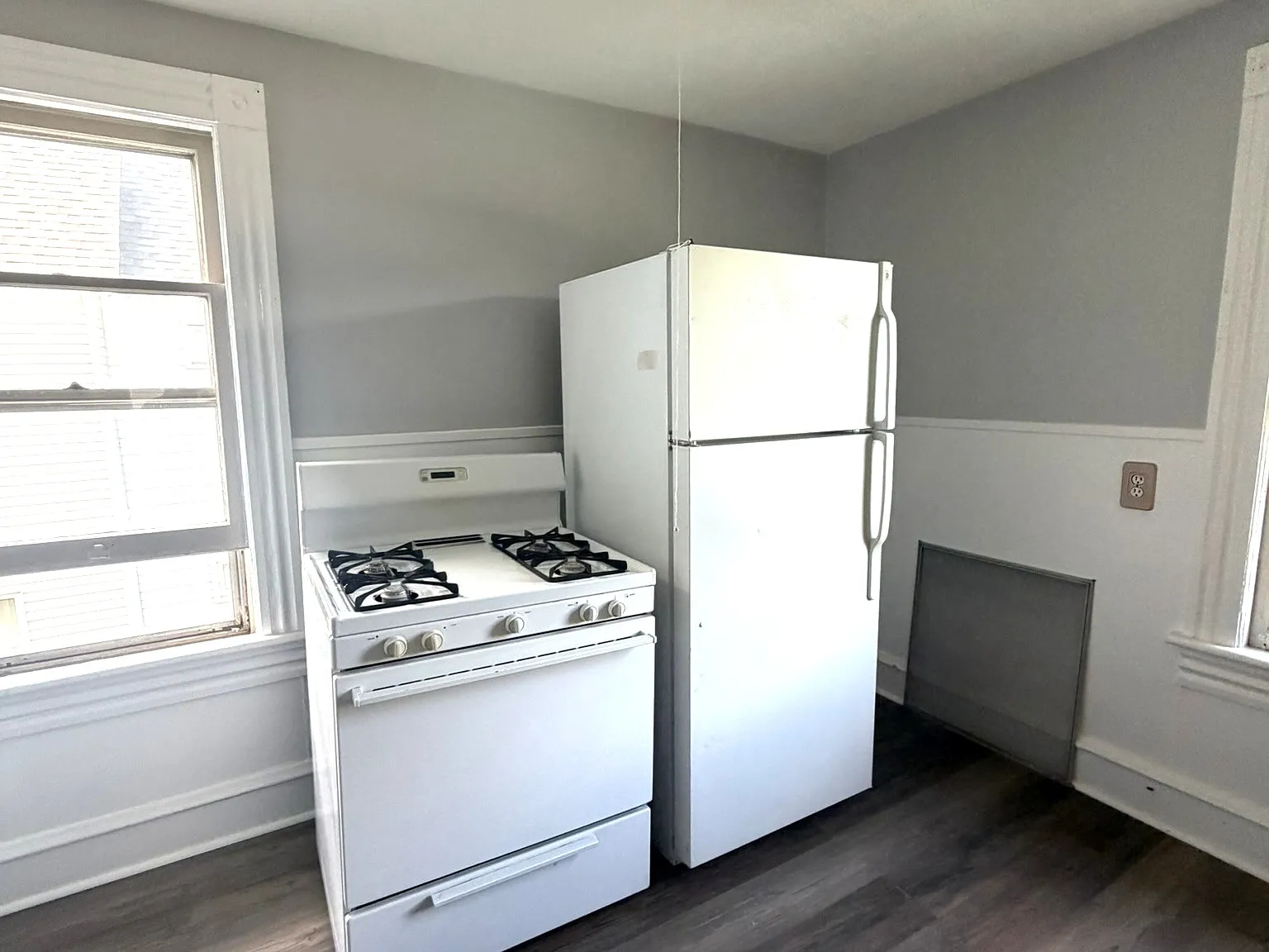 3 bed, $1,300 — Photo 3