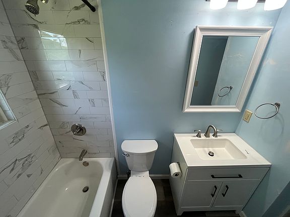 Upstairs bathroom