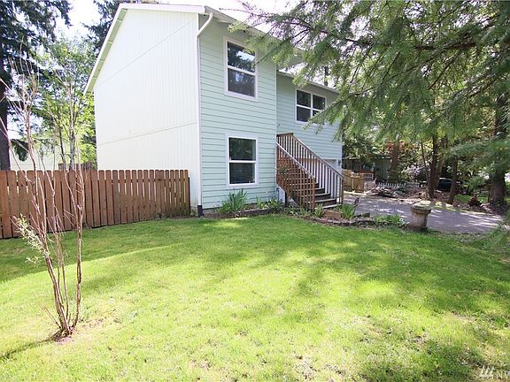 2nd image of 20305 117th St E