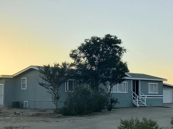 9073 Hull St, Mojave, CA 93501