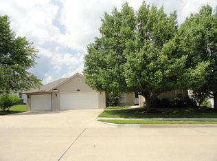 807 Shakertown Way, Columbia, MO 65203