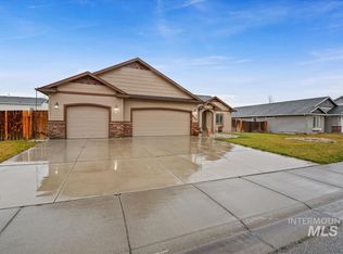 640 SW Miner St, Pine, ID 83647