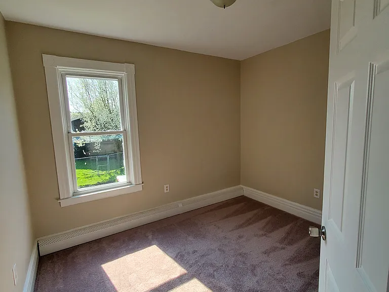 17 Chestnut St — Photo 22