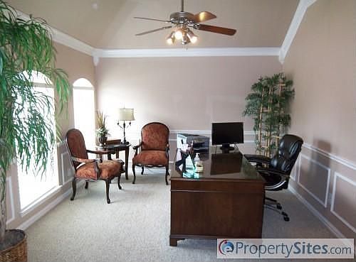 3rd image of 1117 Mossy Rock Dr