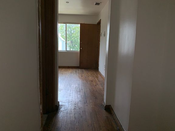 2nd image of 5623 S Hermitage Ave #2