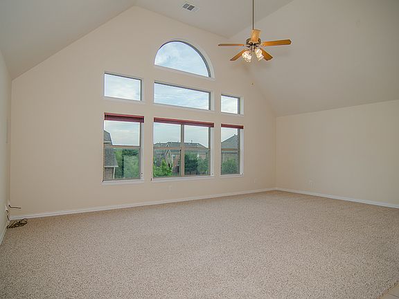 4th image of 1700 Snow Owl Ct