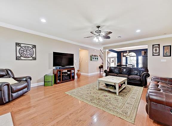 4th image of 2920 Alana Ln