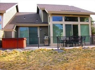 1294 Highland View Loop, Redmond, OR 97756