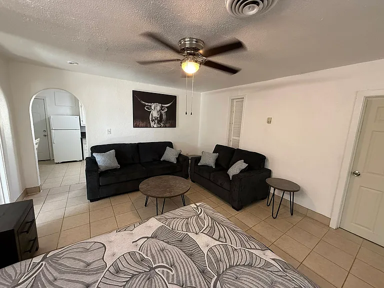 615 N Marland Blvd #A — Photo 1