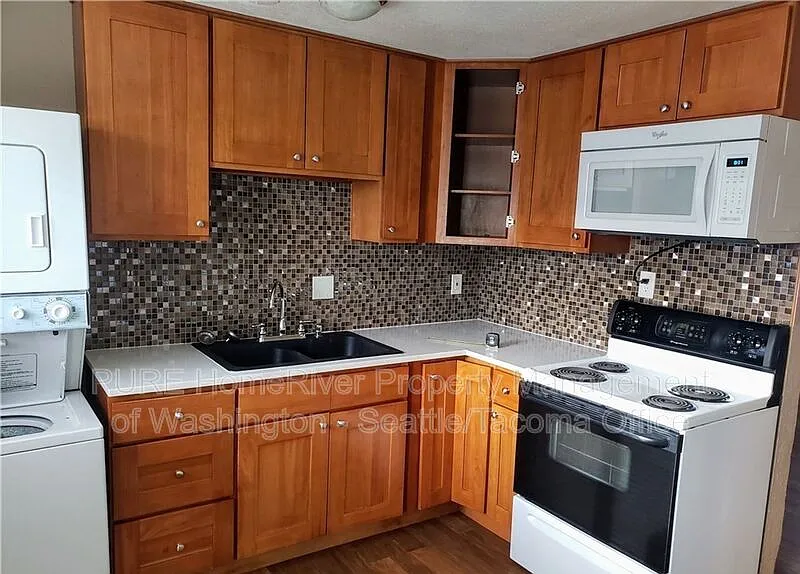 2 bed, 1.0 bath, 650 sqft, $1,550 — Photo 1