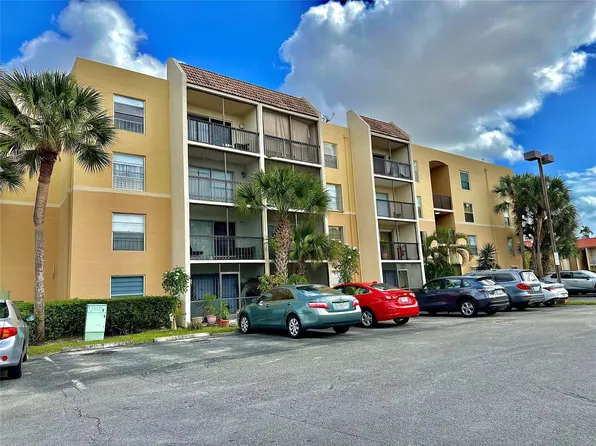 8005 Lake Drive #213, Doral, FL 33166
