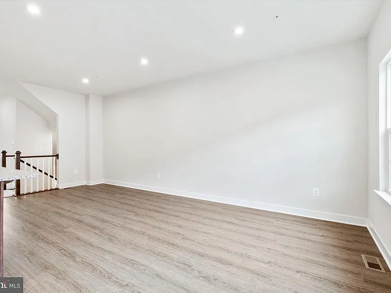 1795 Atlas Dr — Photo 6