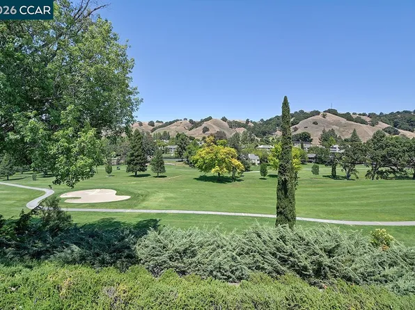 3136 Tice Creek Dr APT 5, Walnut Creek, CA 94595