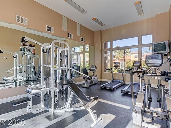3rd image of 10231 Delray Beach Ave Unit 101